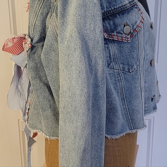 PEACH LOVE ⭐️STAR⭐️ Back Crop Denim Jacket, NWOT, M, Red/Wht/Blue - ADORABLE!! - Picture 14 of 16